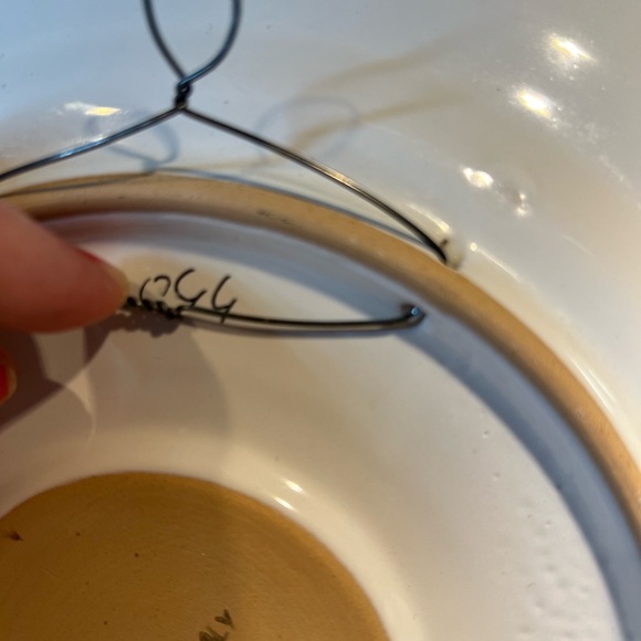 Hand Painted and Numbered Pottery Wall Plate Marked “Made in Italy Artistica” - Picture 4 of 4